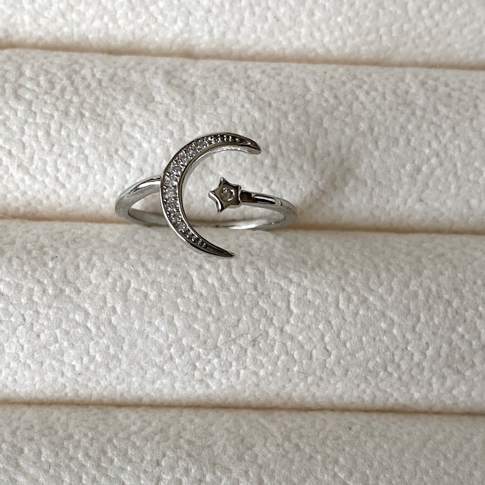 925 Sterling silver CZ moon and start ring